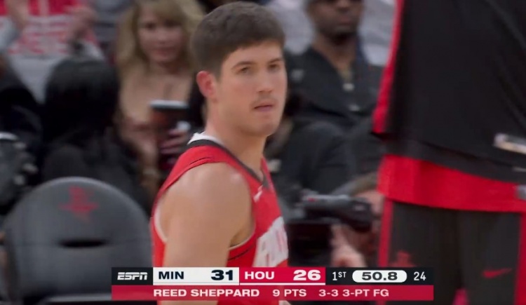 娱乐平台-救火队员！谢泼德外线开炮 独中3记三分带队缩小分差