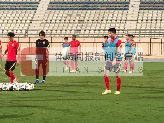 开云娱乐-国足再次重点演练定位球 朱辰杰或无缘中越战