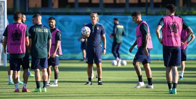 1623814889545087308.jpg E38z-TJXMAIIGux.jpg